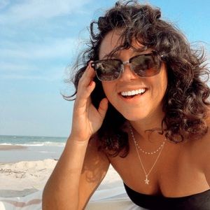 Meet your Posher, Jen